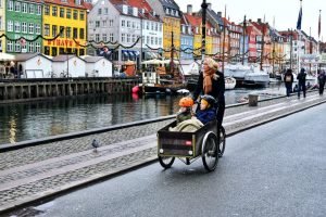 Kami Lebih Memilih Mengendarai Sepeda Daripada Mobil